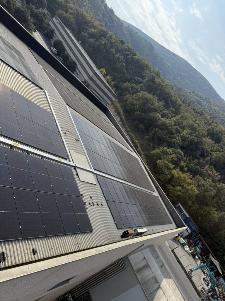 Impianti solari e fotovoltaico Impianti solari e fotovoltaico