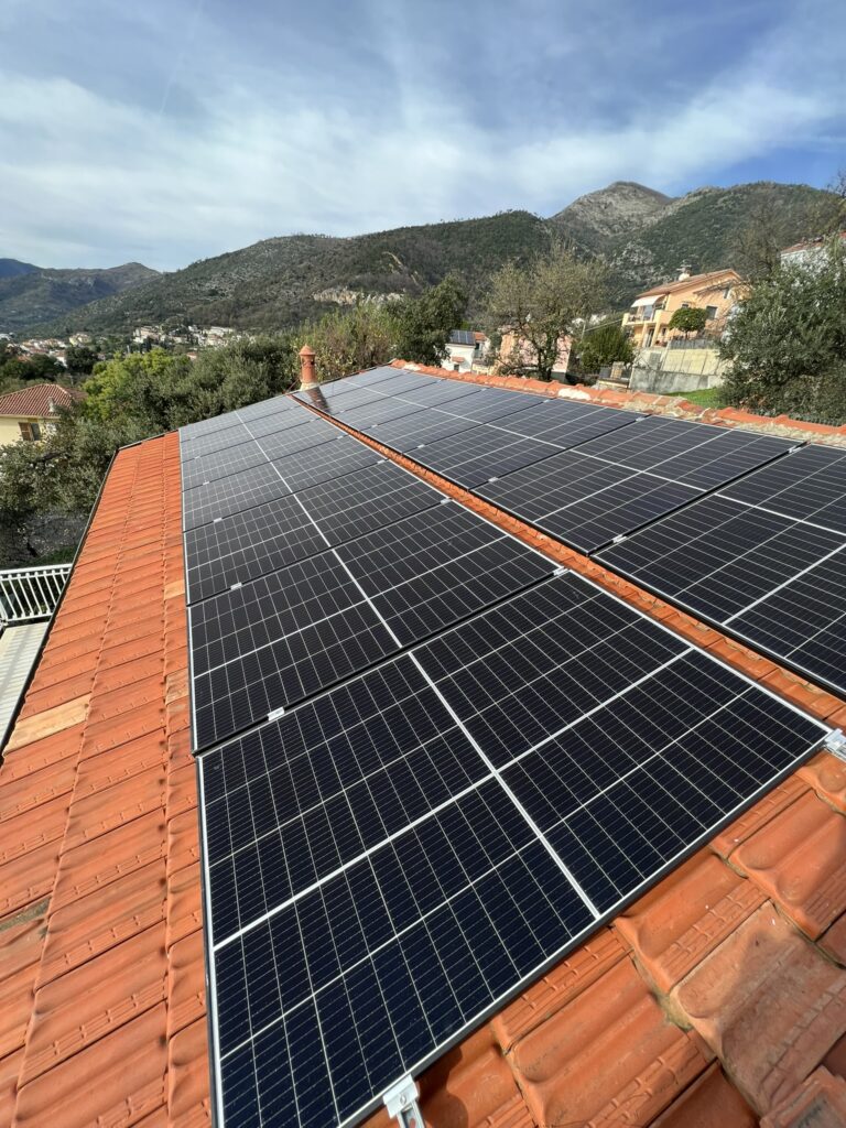 Impianti solari e fotovoltaico Impianti solari e fotovoltaico