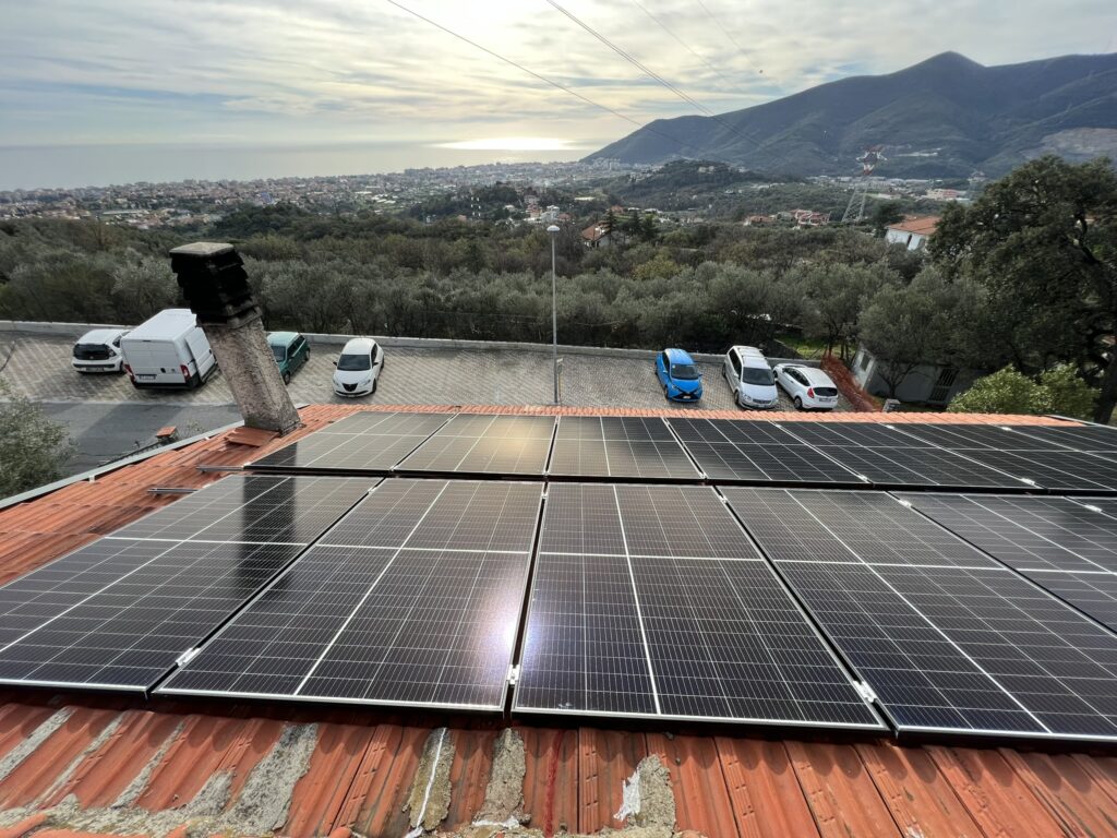 Impianti solari e fotovoltaico Impianti solari e fotovoltaico