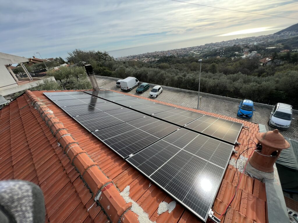 Impianti solari e fotovoltaico Impianti solari e fotovoltaico