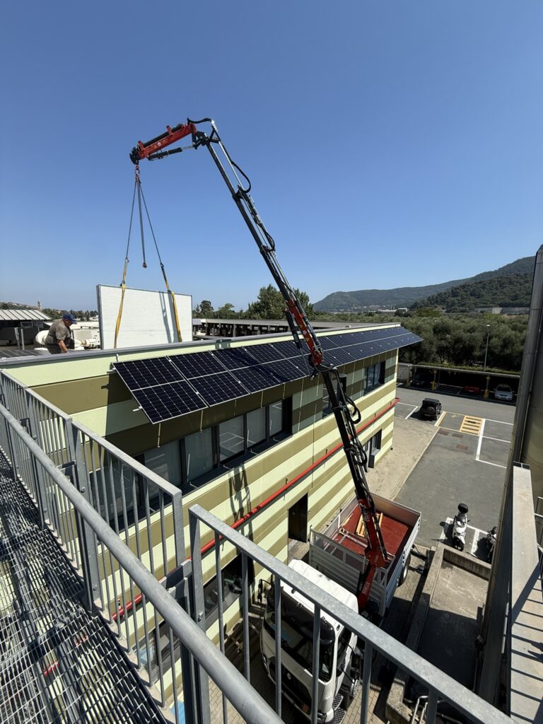 Impianti solari e fotovoltaico Impianti solari e fotovoltaico